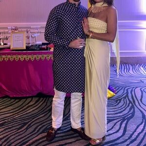 Sani NWT $578 Pearl Beaded Lehenga
Choli with Dupatta S